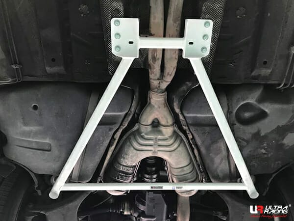 BMW E39 - Rear Lower Bar / Rear Member Brace | Ultra Racing Malaysia