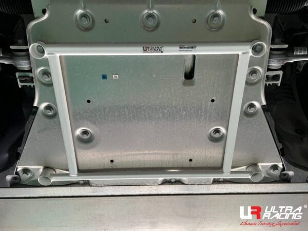 BMW IX - Front Lower Bar / Front Member Brace